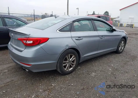 2015 Hyundai Sonata Se z USA, uszkodzony, nr VIN 5NPE24AF2FH000815